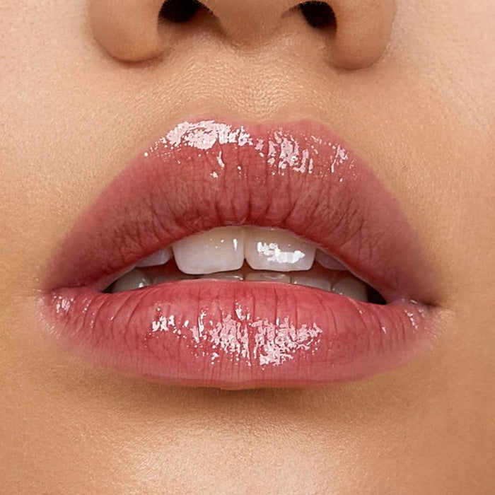 Go-For-Zero-Australia-Aleph-Beauty-Australia-Aura-Gloss-Ember-Shade-Styled