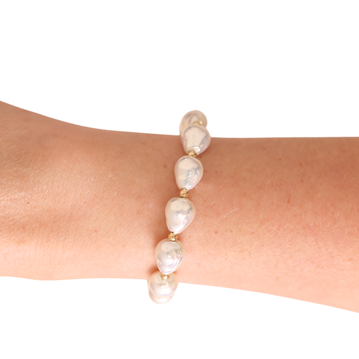 Beaded Blondes Saylor Bracelet in Gold-Standard