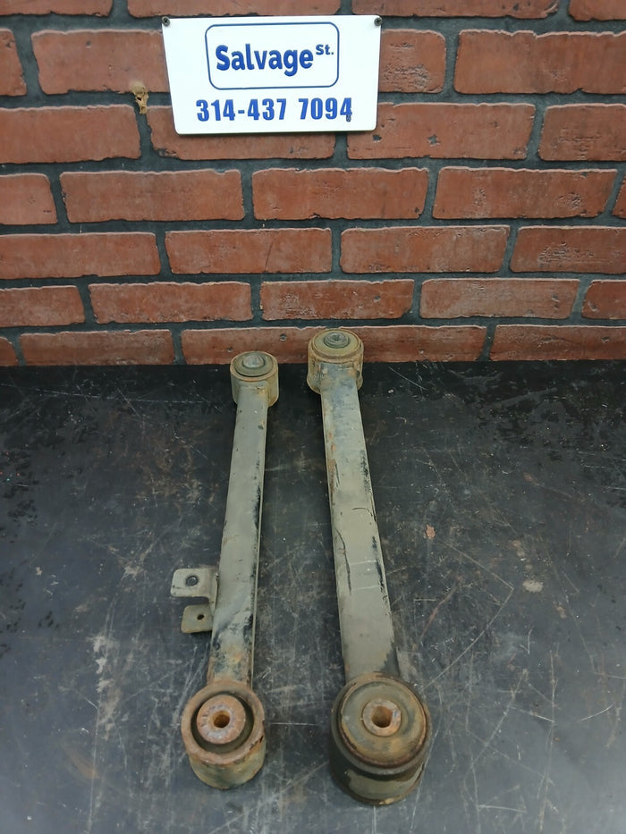 07 08 09 10 JEEP GRAND CHEROKEE SRT8 REAR LH & RH CONTROL ARM PAIR SET OEM