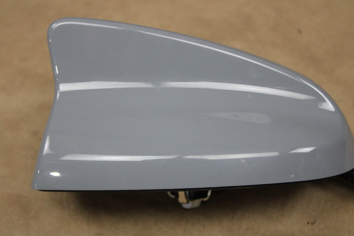 17-23 CHARGER ROOF RADIO STEREO GPS NAVIGATION SHARK FIN ANTENNA 68281281AA