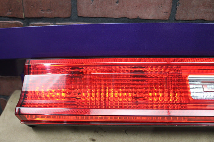 2014 Dodge Challenger SRT8 Rear Center Brake Tail Light Assembly OEM