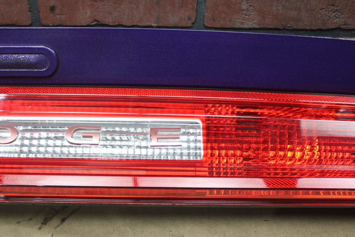2014 Dodge Challenger SRT8 Rear Center Brake Tail Light Assembly OEM