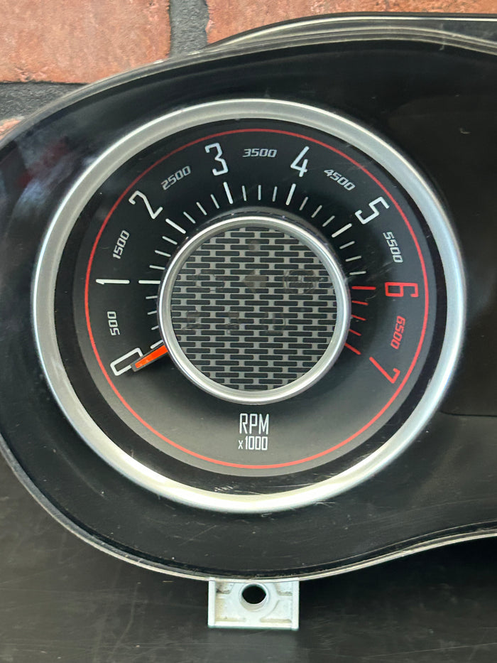 2015 Challenger R/T Scat Pack 180mph Speedometer Instrument Cluster 68239900AG
