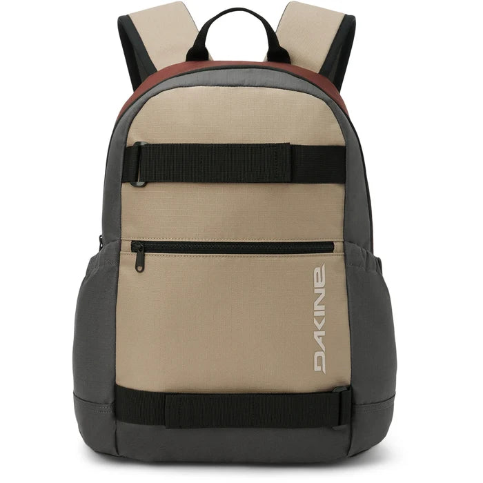 Dakine Atlas 2.0 21L backpack front view