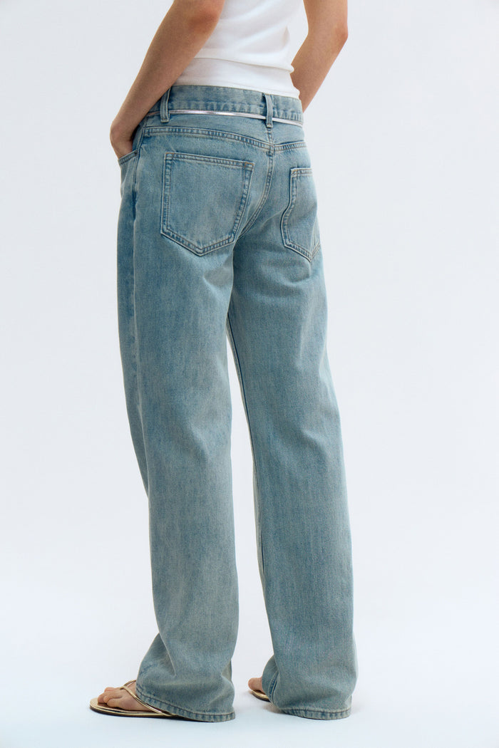 ANTIQUE BLUE