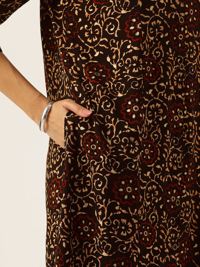 Black Floral Printed Mandarin Collar Straight Kurta
