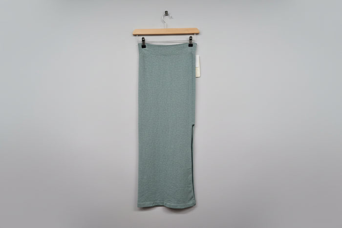 BNWT Fabletics (XS) Cloud Seamless High-Waisted Skirt Green UK 6 8 EU 34 36 - RRP £55