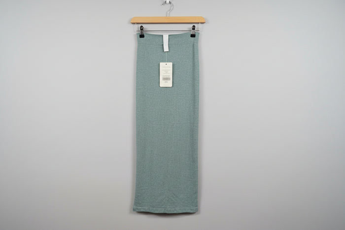 BNWT Fabletics (XS) Cloud Seamless High-Waisted Skirt Green UK 6 8 EU 34 36 - RRP £55
