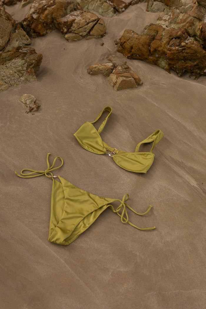 CARLA Bikini Top in Chartreuse Green