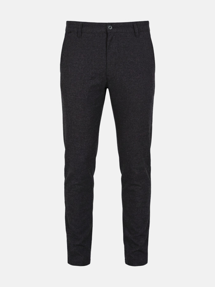 Dark grey men’s chino trousers with slim fit, clean front, and tailored silhouette.