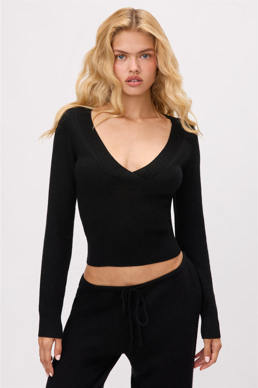 Dylan Cashmere Sweater in Black