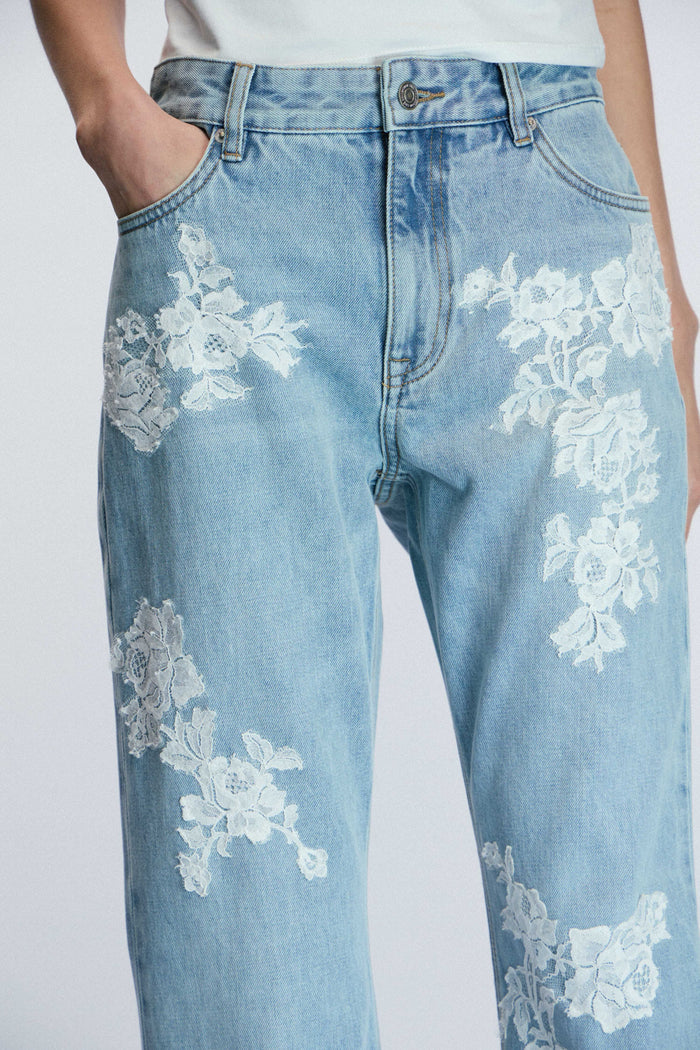 ANTIQUE BLUE