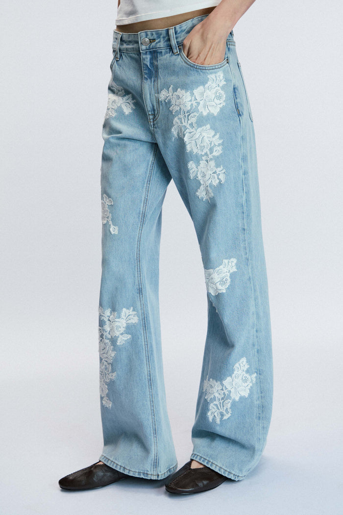 ANTIQUE BLUE