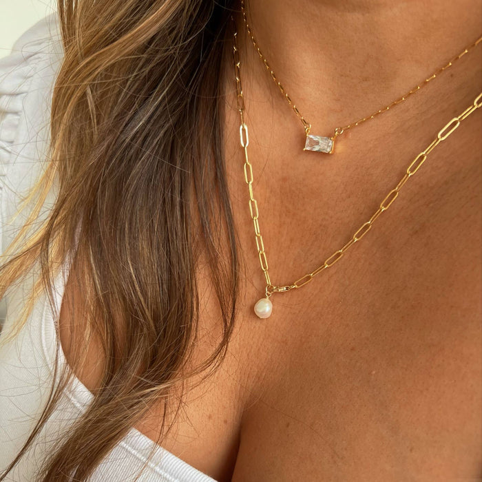 Leighton Pendant Necklace