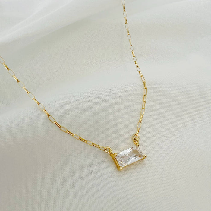 Leighton Pendant Necklace