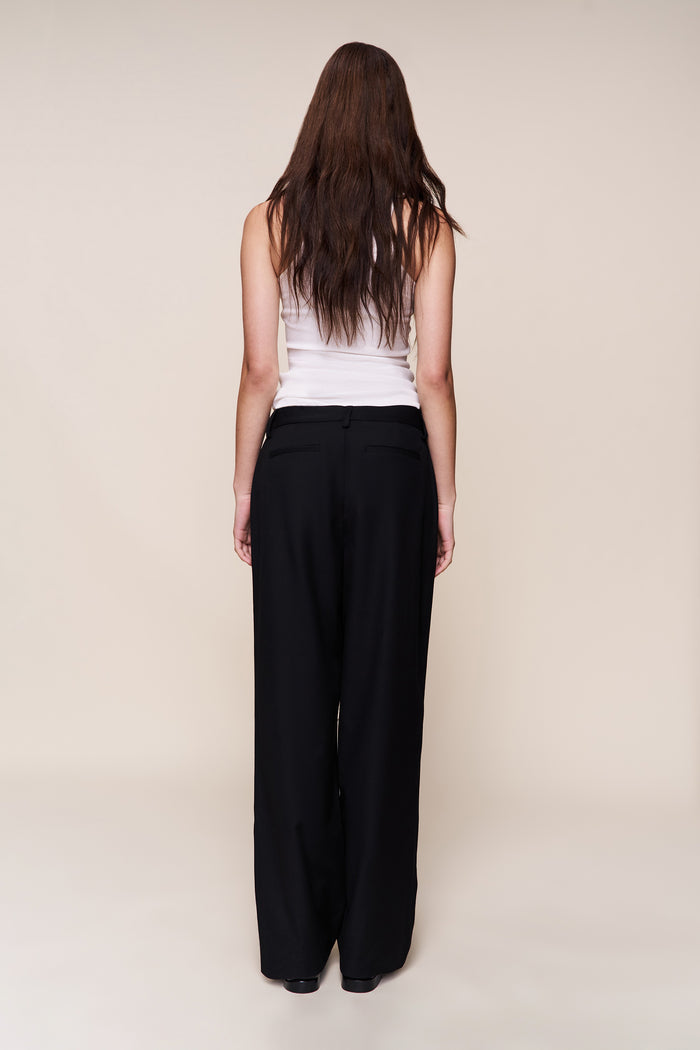 Leo Pant
