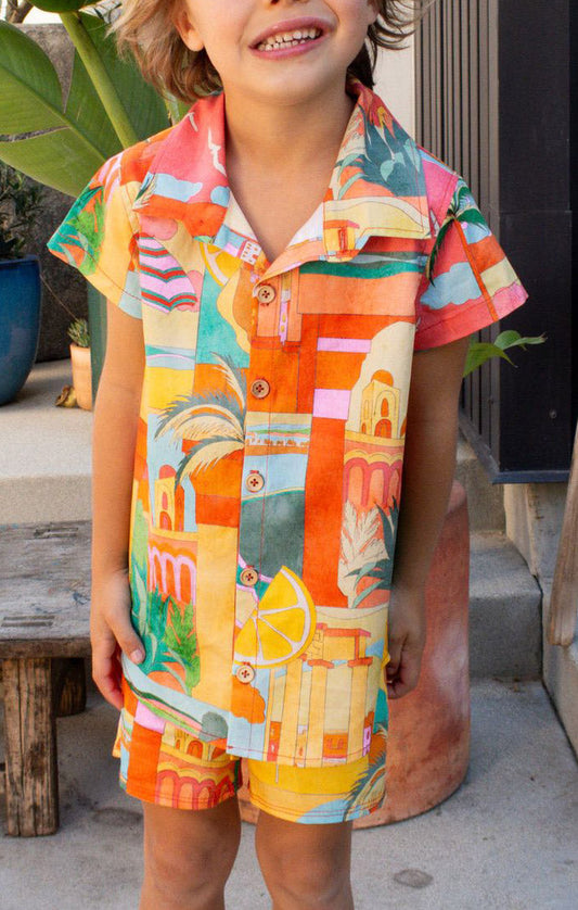 badge*model-wears-size-4T
