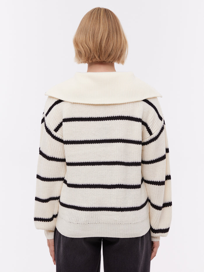 Margita Beige CR028 Knit 1/4 Zips Striped Oversized Collar Shot 3