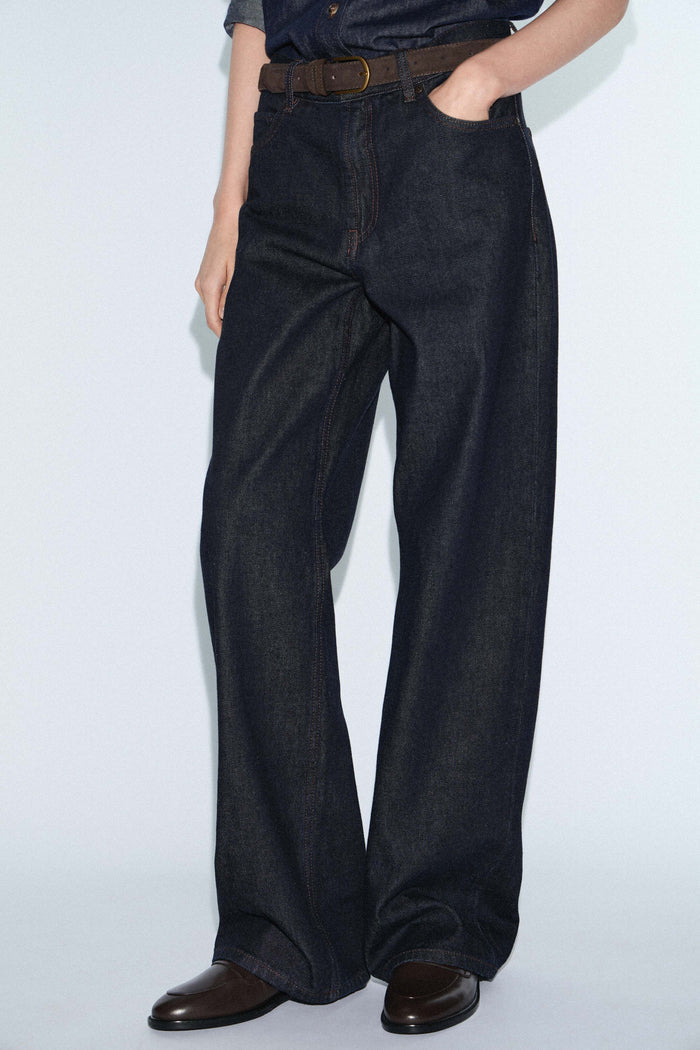 DARK BLUE