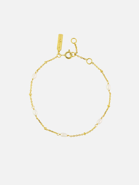 Stefania Pearl Bracelet Bracelets Jolie & Deen