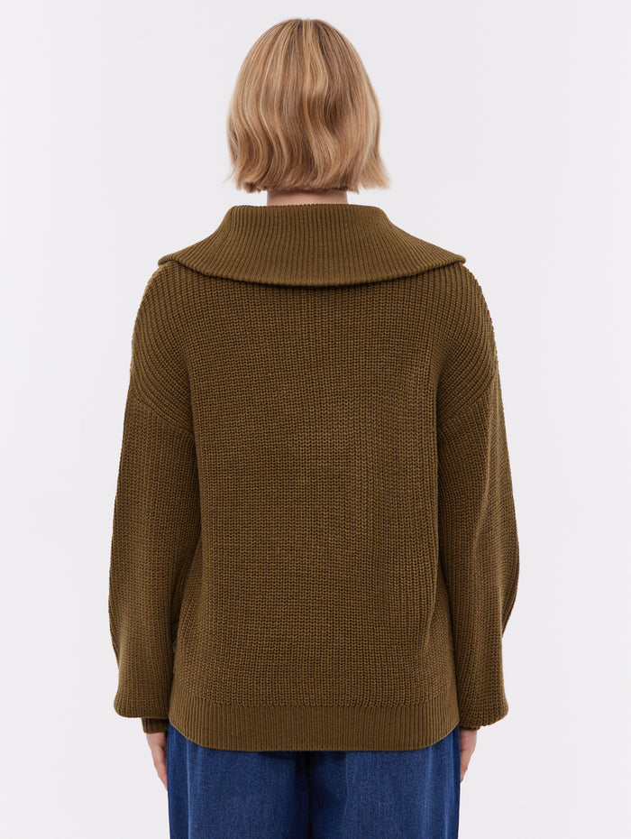 Thurynn Green KH012 Knit 1/4 Zips Oversized Collar Shot 3