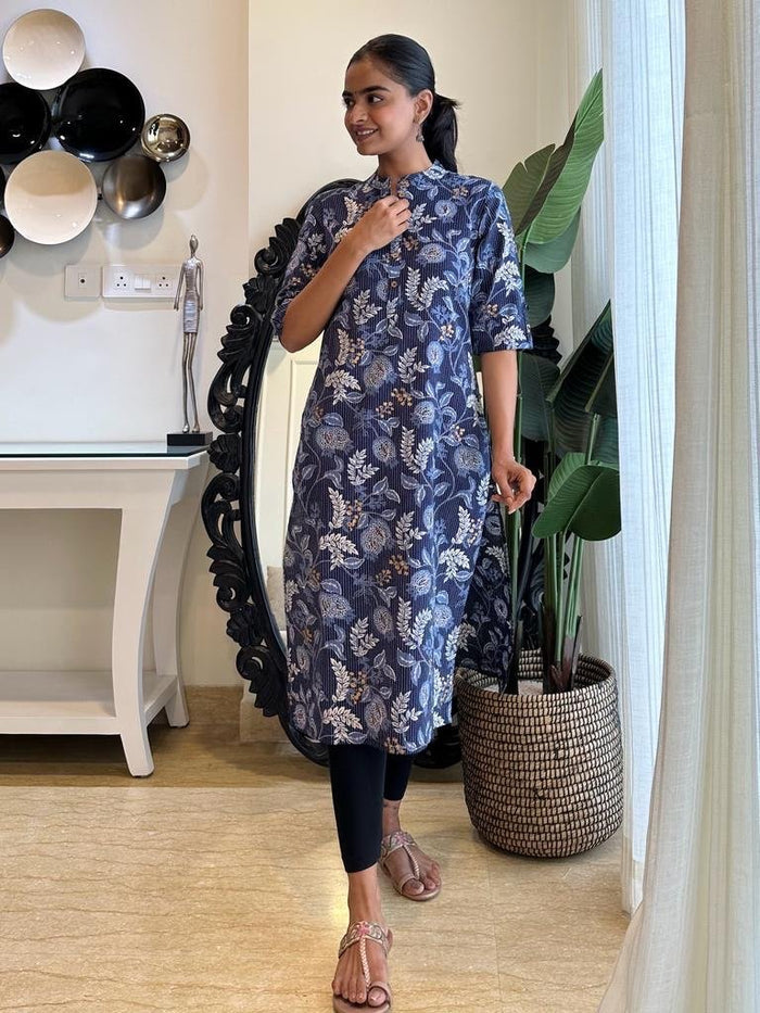 Weekend Cotton Kurta- Navy Big Floral Jaal